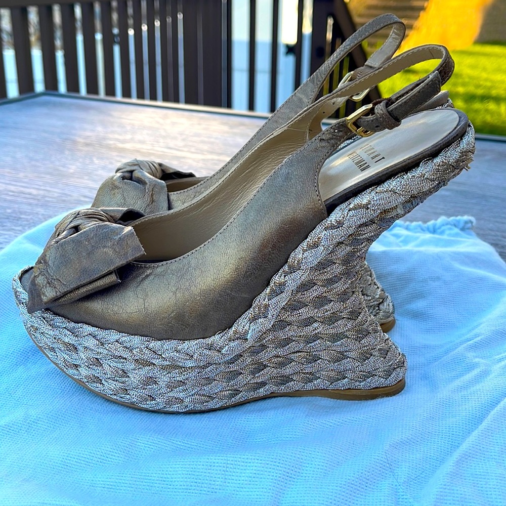 Stuart Wietzman heels